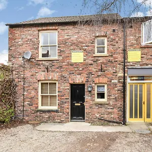 Holiday home Millers With Free Allocated Parking